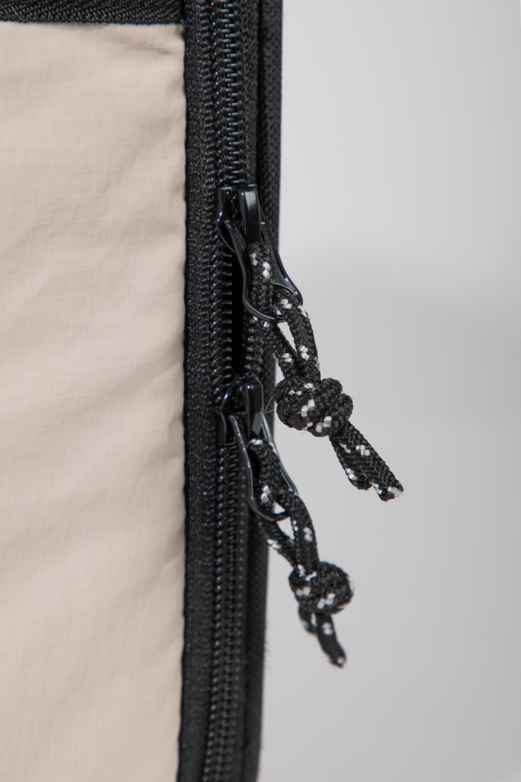 Pet Travel Tote Bag for Airplane and Carriers