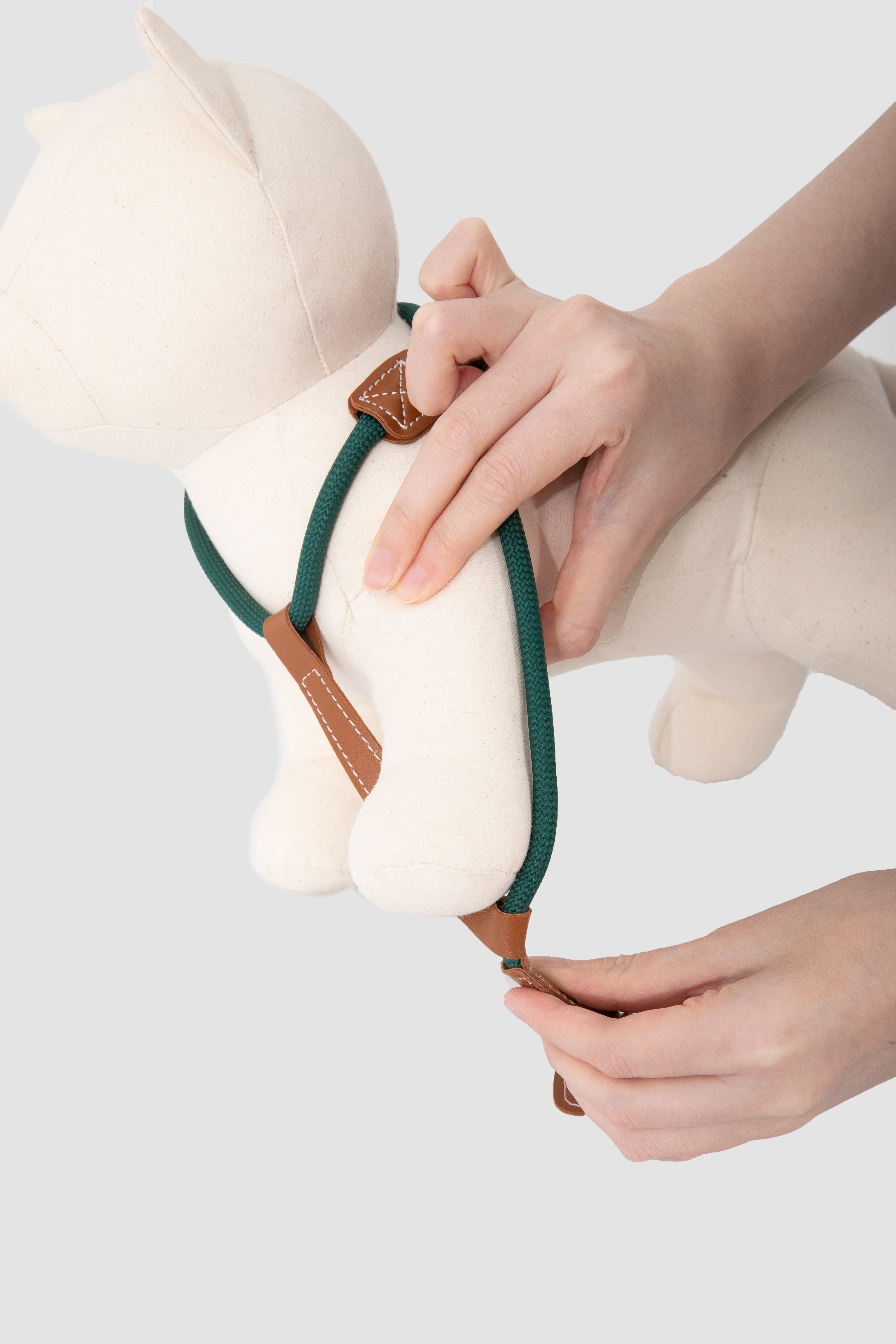 Freedom Leather Rope Cat Harness and Leash Set - Oat Milk