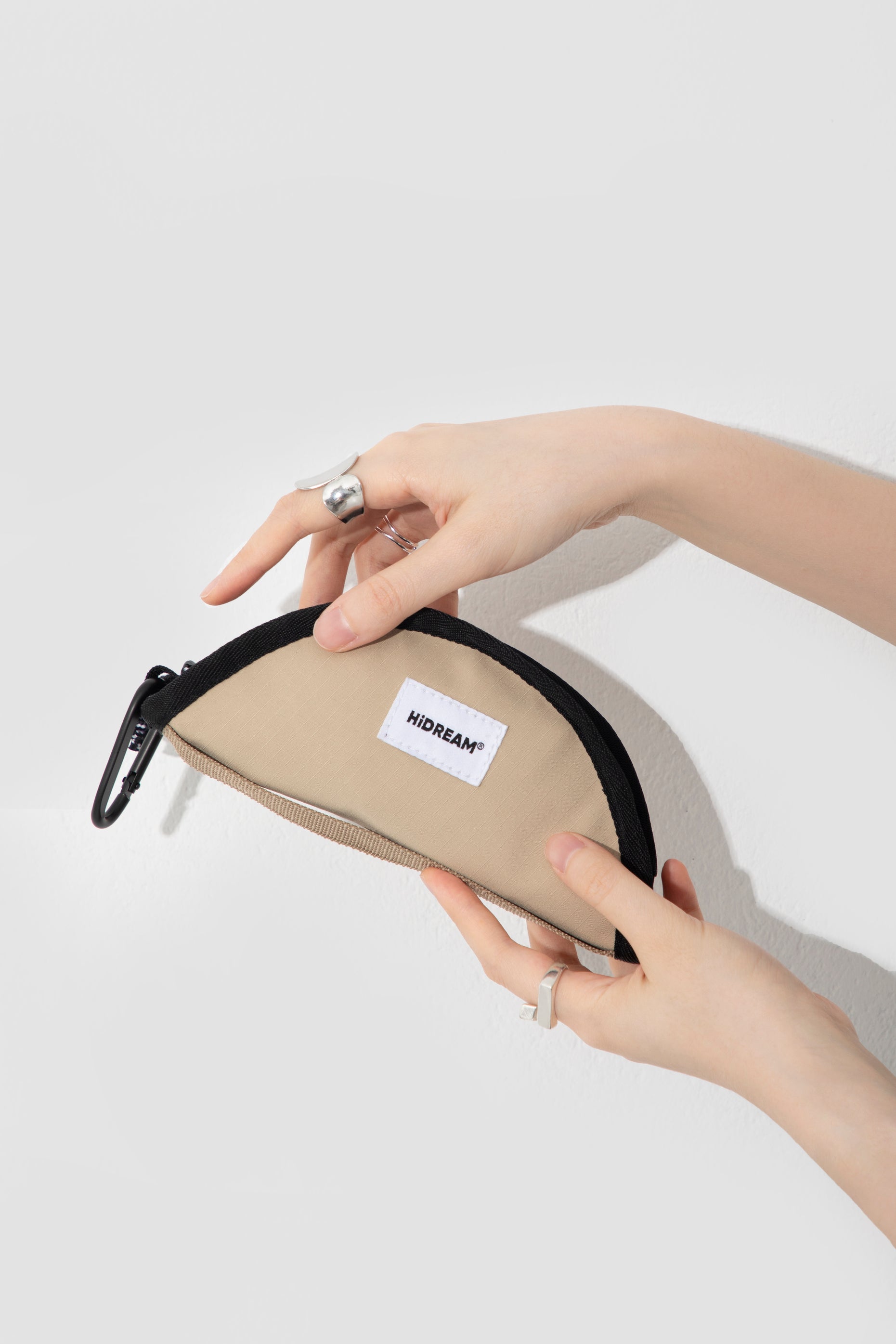 Collapsible Portable Pet Water Bowl - Dessert Tan