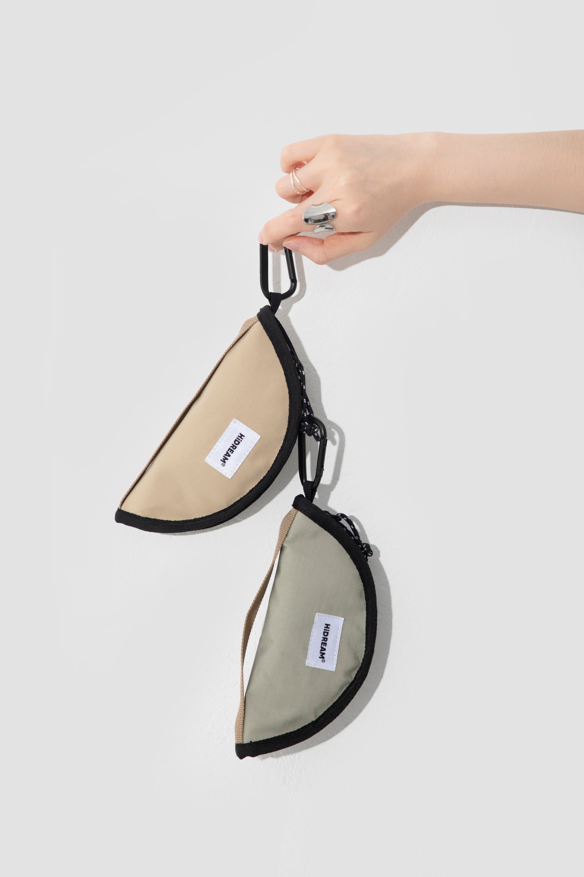 Collapsible Portable Pet Water Bowl - Dessert Tan