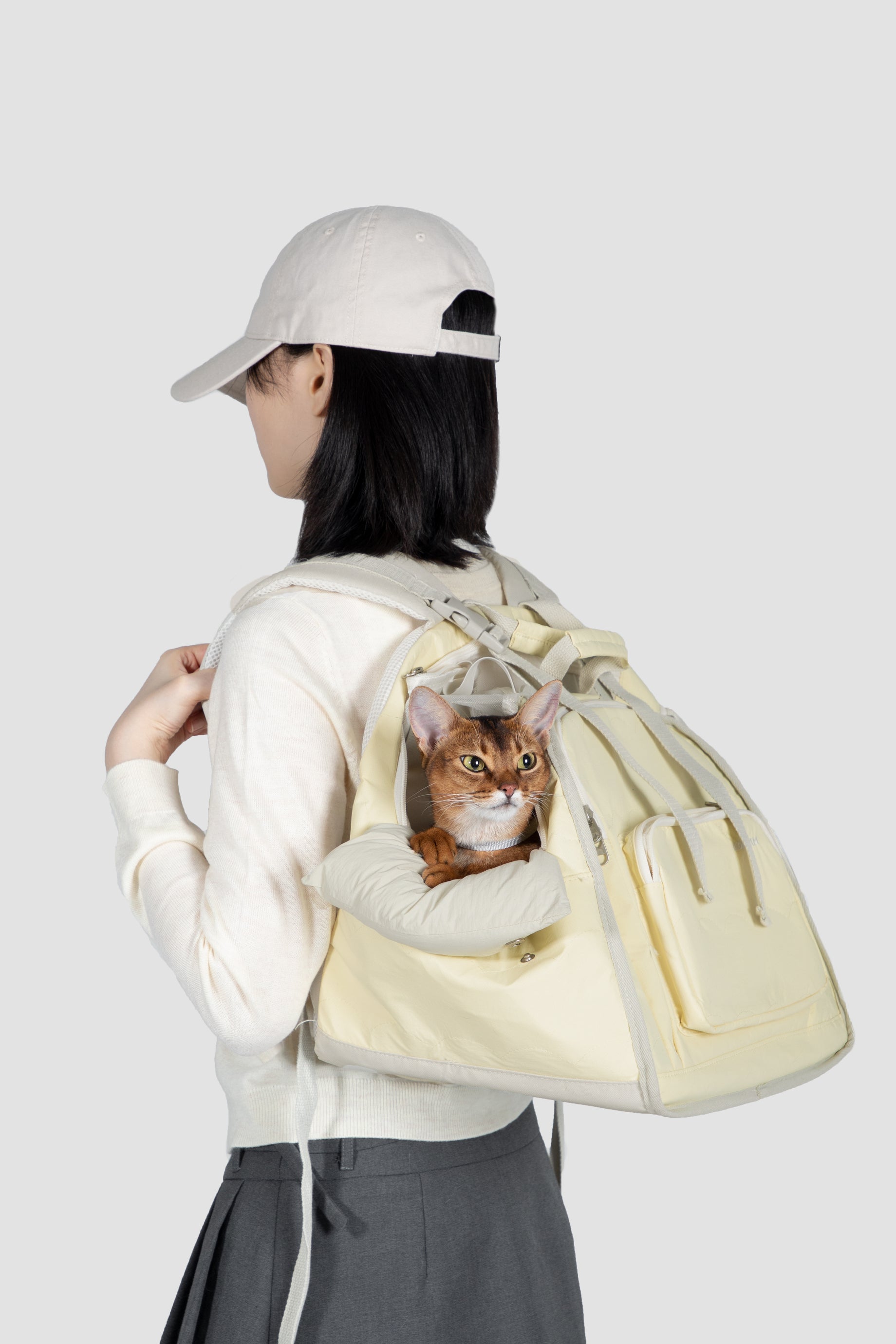 Soft Toast Backpack for Pets - Almond Tofu
