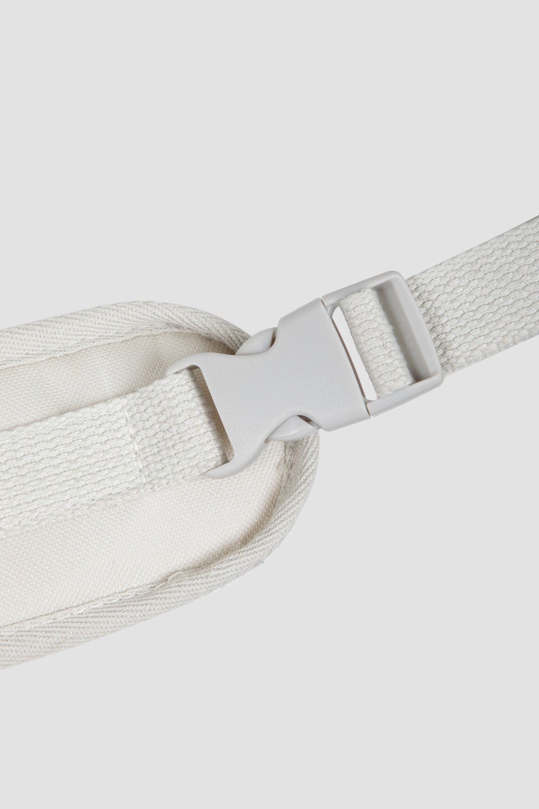Soft Toast Front-Chest Pet Carrier Bag