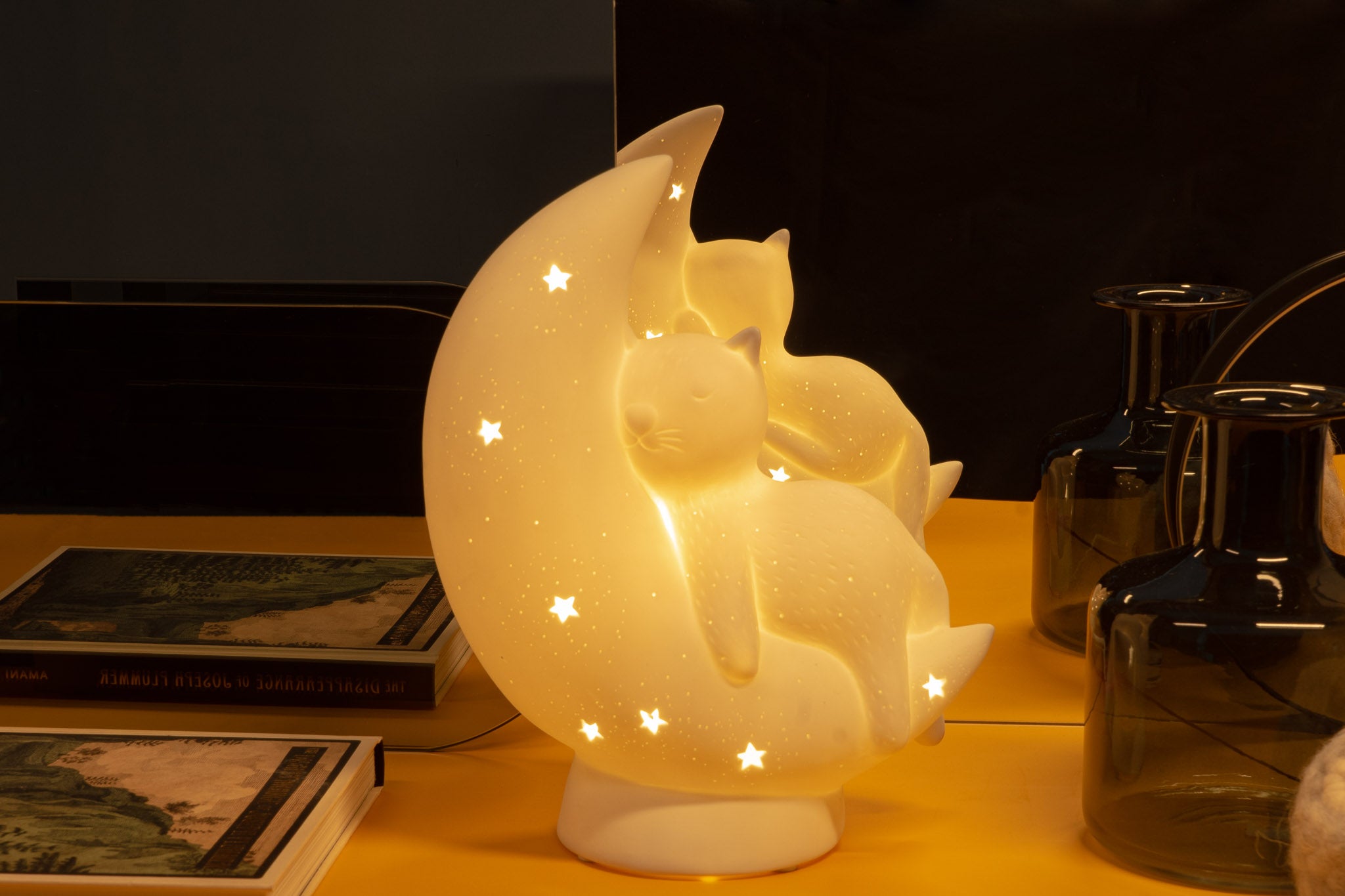 Cat on the Moon Table Ceramic Lamp