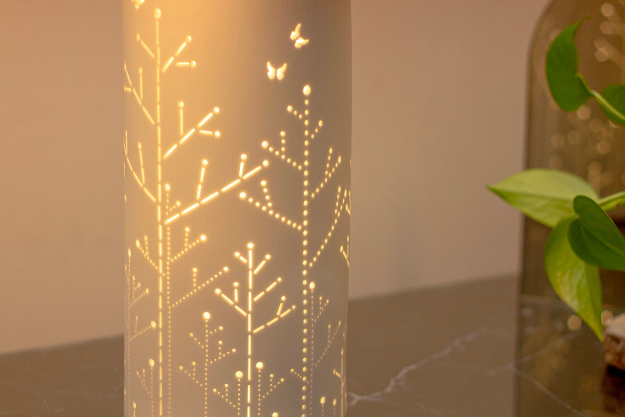 Butterflies on Stems Porcelain Columna Lamp