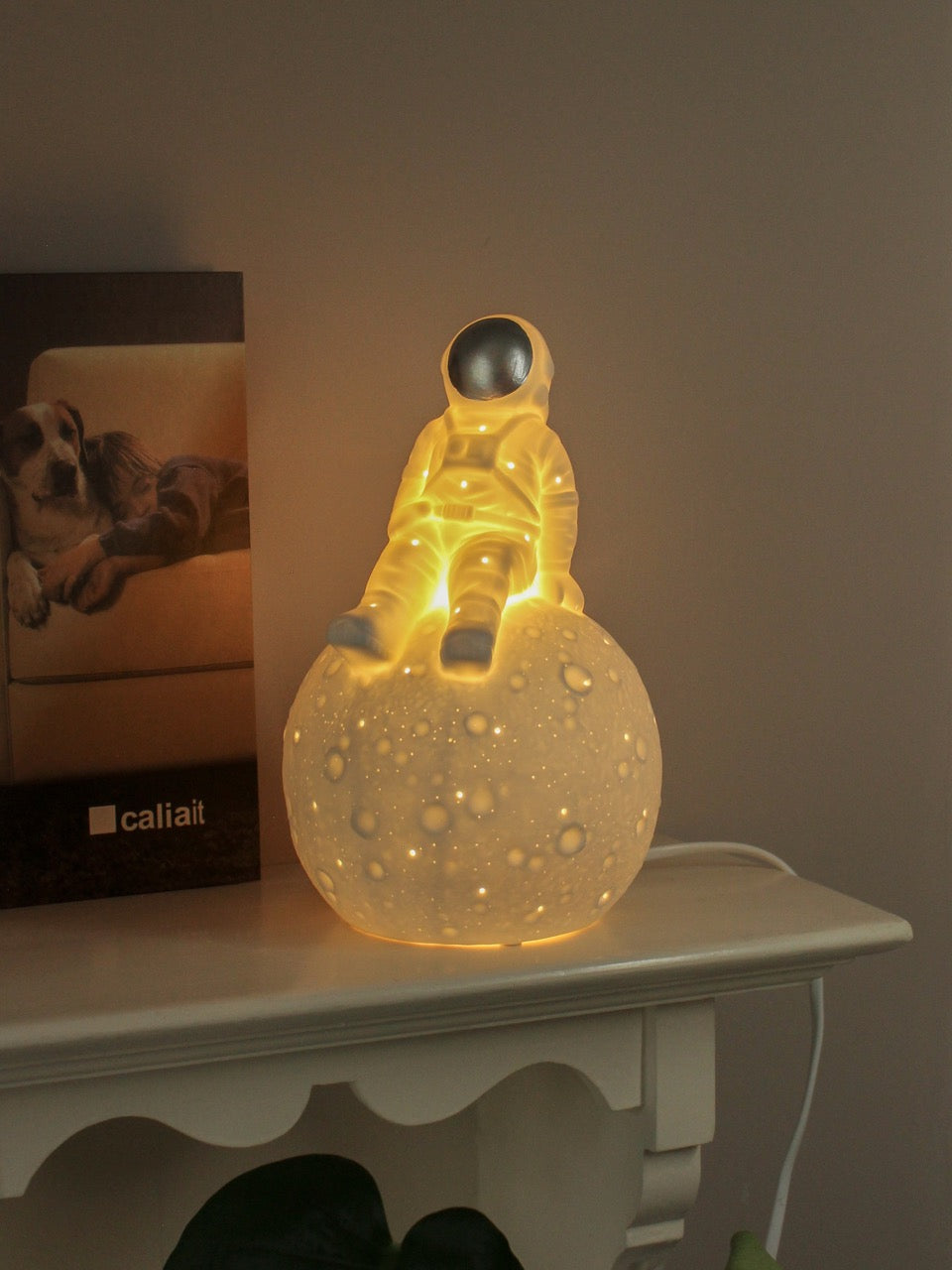 Astronaut Porcelain Table Lamp