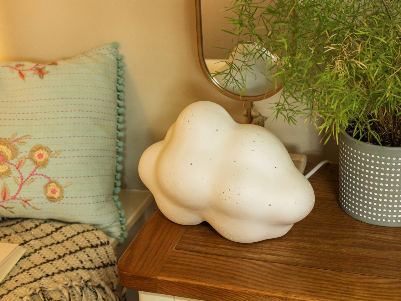 Cloudy Night Porcelain Table Lamp