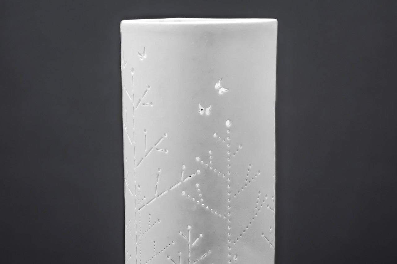 Butterflies on Stems Porcelain Columna Lamp