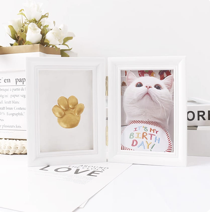 DIY Paw-print Photo Frame